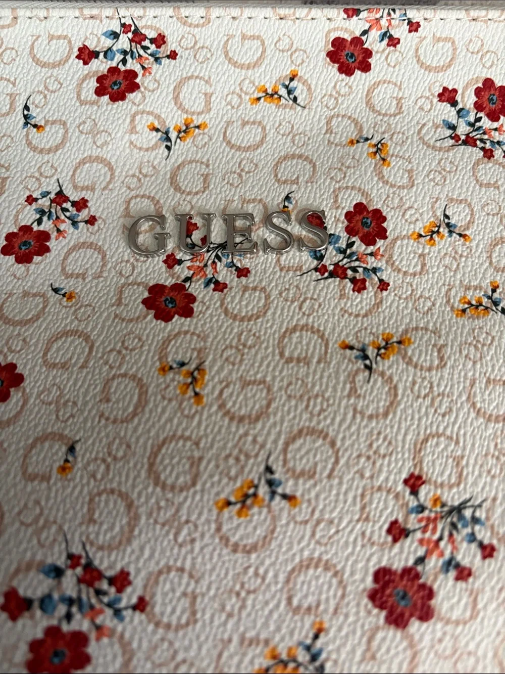 GUESS White Floral Cosmetic Bag 🌺